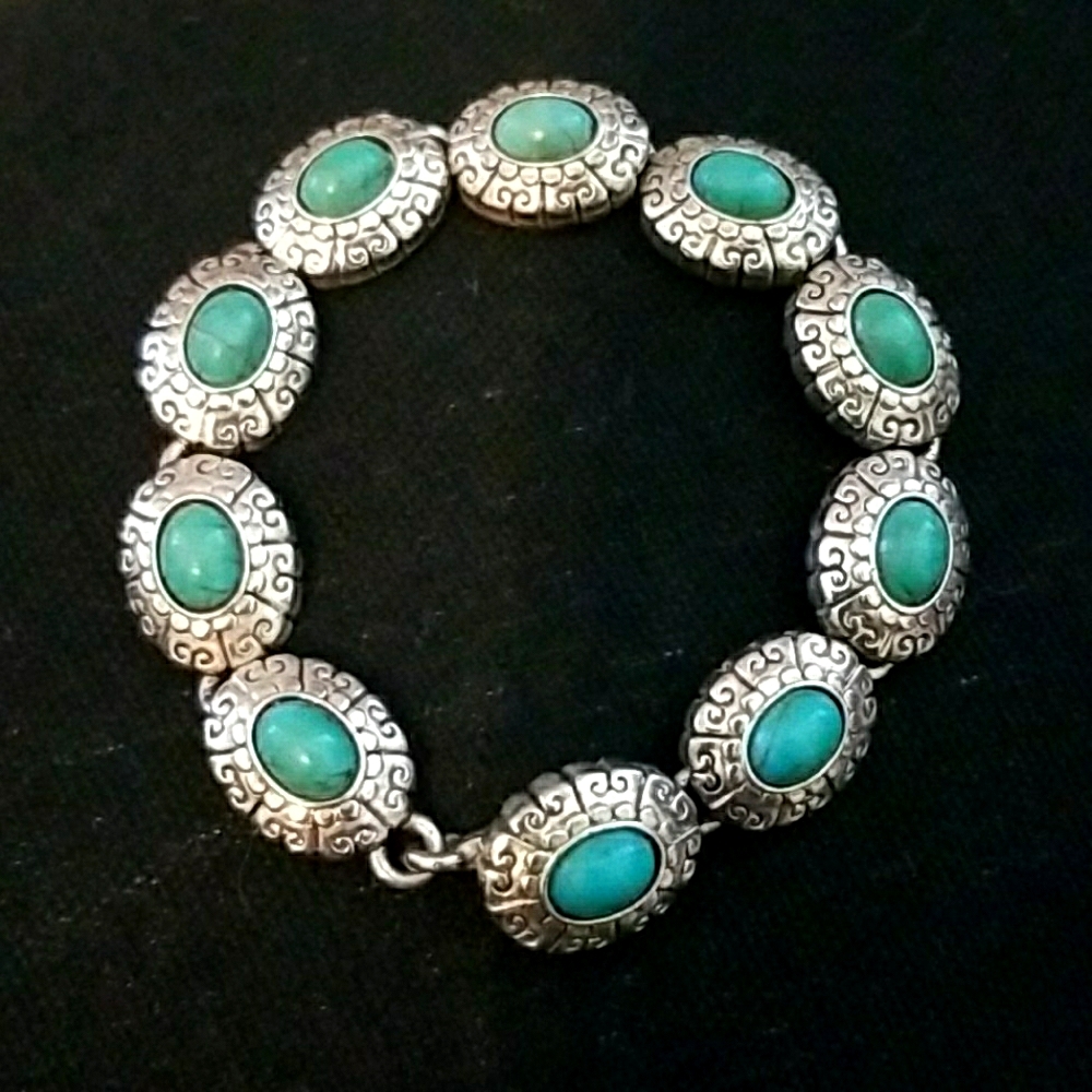 SILVER & JADE BRACELET
